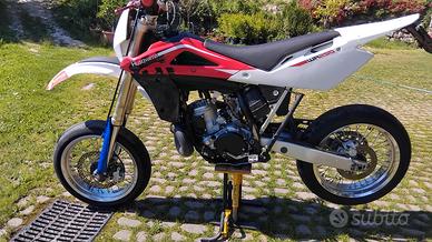 Husqvarna WR 250 2T Enduro / Motard