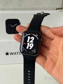 Apple Watch SE 44mm  (2020)