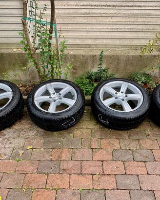 Cerchi in lega MOMO STRIKE SILVER 17"