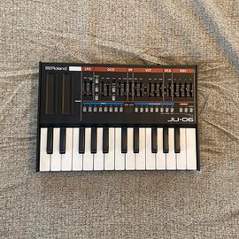 Roland JU-06