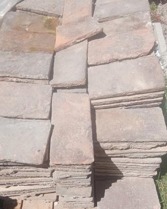mattoni in cotto 32x16x2 ribassato a  2€ al pezzo.