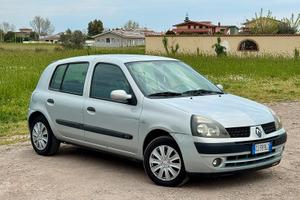 Renault Clio 2 1.2 benzina CONSUMI BASSISIMI