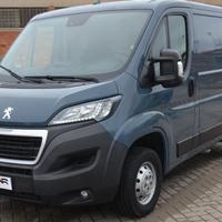 Peugeot Boxer 330 2.2 BlueHDi 120 S&S PC-TN Furgon