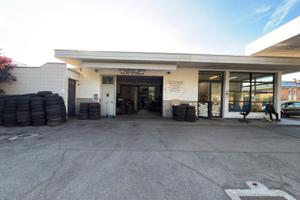 Officina meccanica, gommista e centro revisioni
