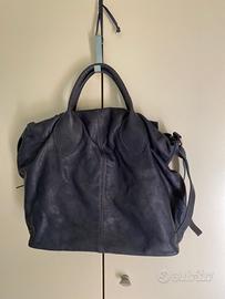 Borsa artigianale in pelle grigia