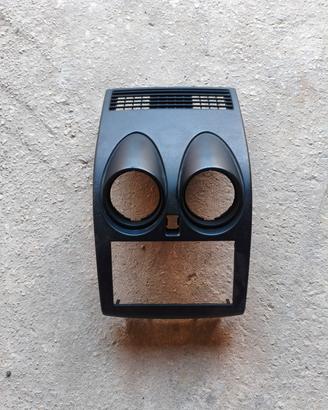 plastica autoradio Nissan Qashqai J10