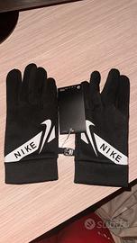 Guanti nike
