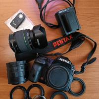 Pentax K-5 + Obiettivo 18-55mm WR + Accessori 