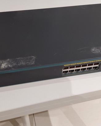 Cisco Catalyst 2960 Series - 24 Ports