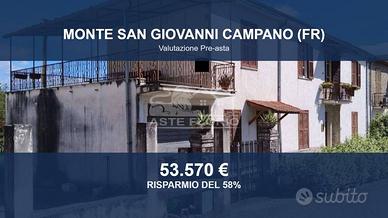Immobile in asta di 220 m² con box auto a Monte Sa