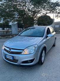 Opel Astra 1.4
