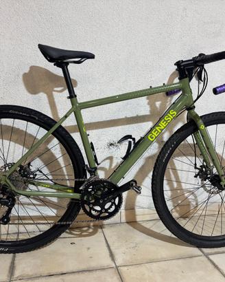 Genesis CDA 20 Gravel - Shimano Sora 2x9
