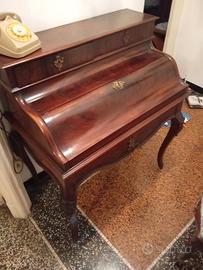 scrittoio a ribaltina con sedia