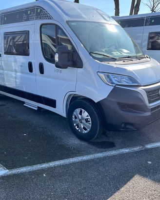 CHAUSSON V594 FIRST LINE