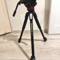 Manfrotto MK055 Pro3 + testa fluida MVH502