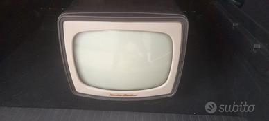 Televisore vintage Unda Radio TS 18