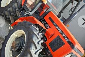 Trattore Zetor Ursus