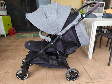 PASSEGGINO BABY MONSTER 