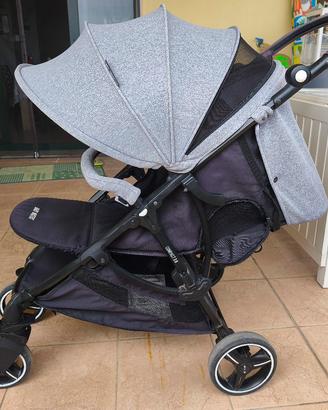 PASSEGGINO BABY MONSTER 