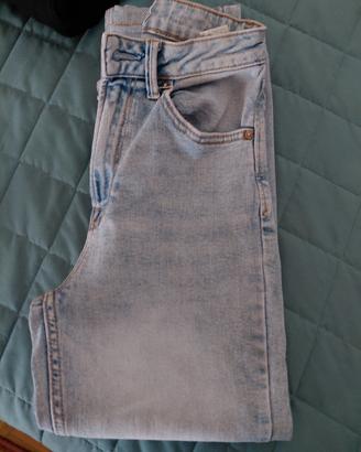 jeans Stradivarius e Bershka