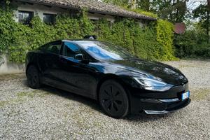 Tesla Model S Long Range (2024) - Autopilot
