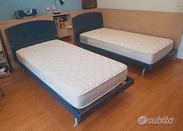 2 letti singoli, doghe in legno, materassi comfort