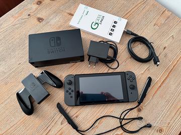 Nintendo Switch (Seriale XAJ1) Completa +Accessori