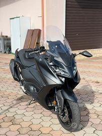 Yamaha T max