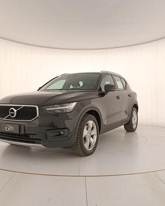 VOLVO XC40 2.0 b4 Momentum awd auto my21