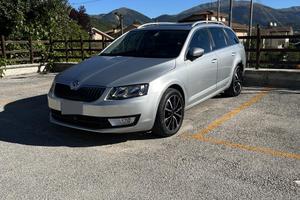 Skoda OCTAVIA 2016 1.6 DSG