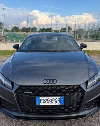 Audi TT Coupé 45 TFSI quattro S tronic (245Cv)