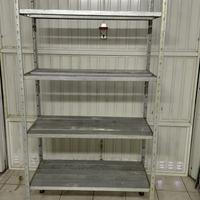 Scaffale