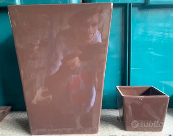 Vasi in ceramica marrone