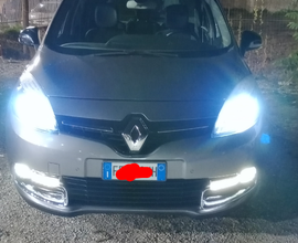 Renault Scenic x-mod bose