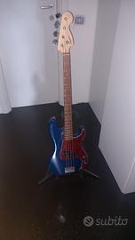 Squier Fender precision bass 
