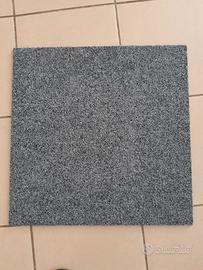 MOQUETTE A QUADROTTI 50X50 CM.