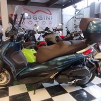 Piaggio Beverly 400 - 2024