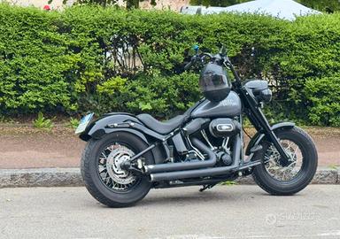 Harley Davidson softail slim fls 2015