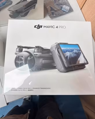 DJI Mavic 4 Pro Creator Combo