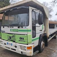 Volvo FL6 Trasporto foraggio