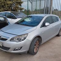 OPEL ASTRA J ricambi usati 