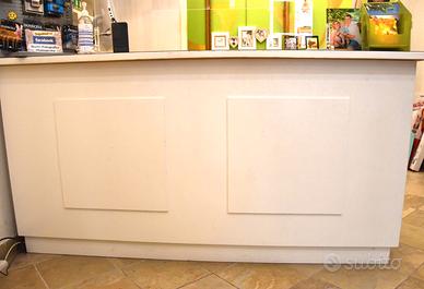 Bancone da negozio con cassetti - 190x90 cm circa