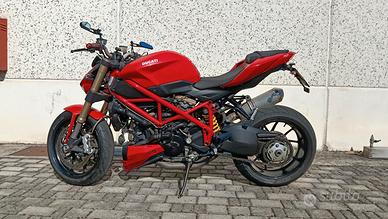 Ducati Streetfighter 848 2012  19262 km.