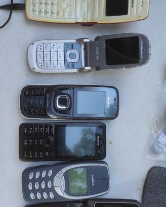 telefoni Nokia 3310 + vari  + samsung