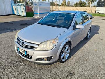 Opel Astra H 1.7 CDTI 101 CV
