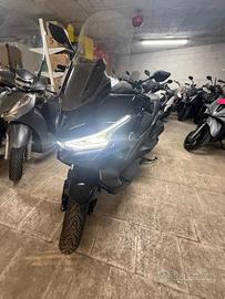 Voge Sfida SR4 400 Scooter