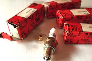 Kit 4 Candele Golden Lodge 25HL NOS Alfa Romeo