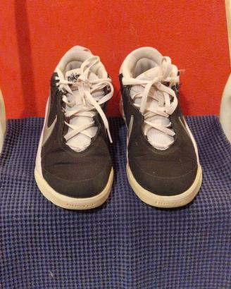 Scarpe ginnastica Nike numero 38