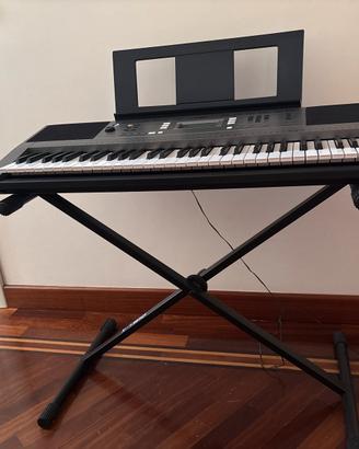 Tastiera Yamaha E353  compreso supporto a X