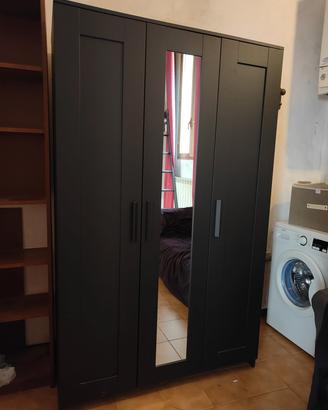 Armadio con specchio Ikea nero